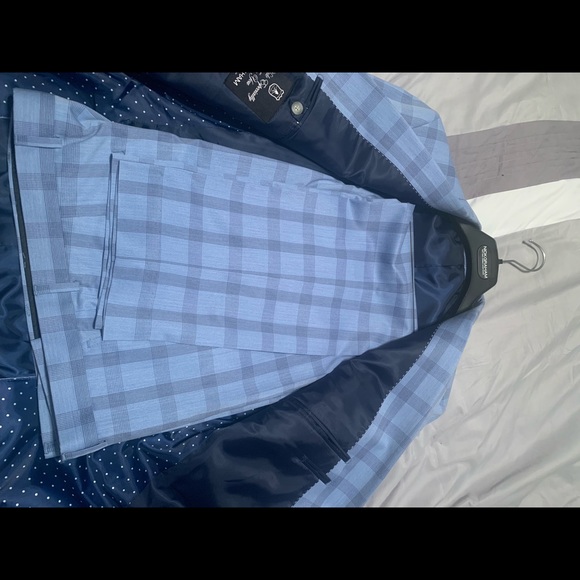 Nick graham suit - Picture 3 of 7